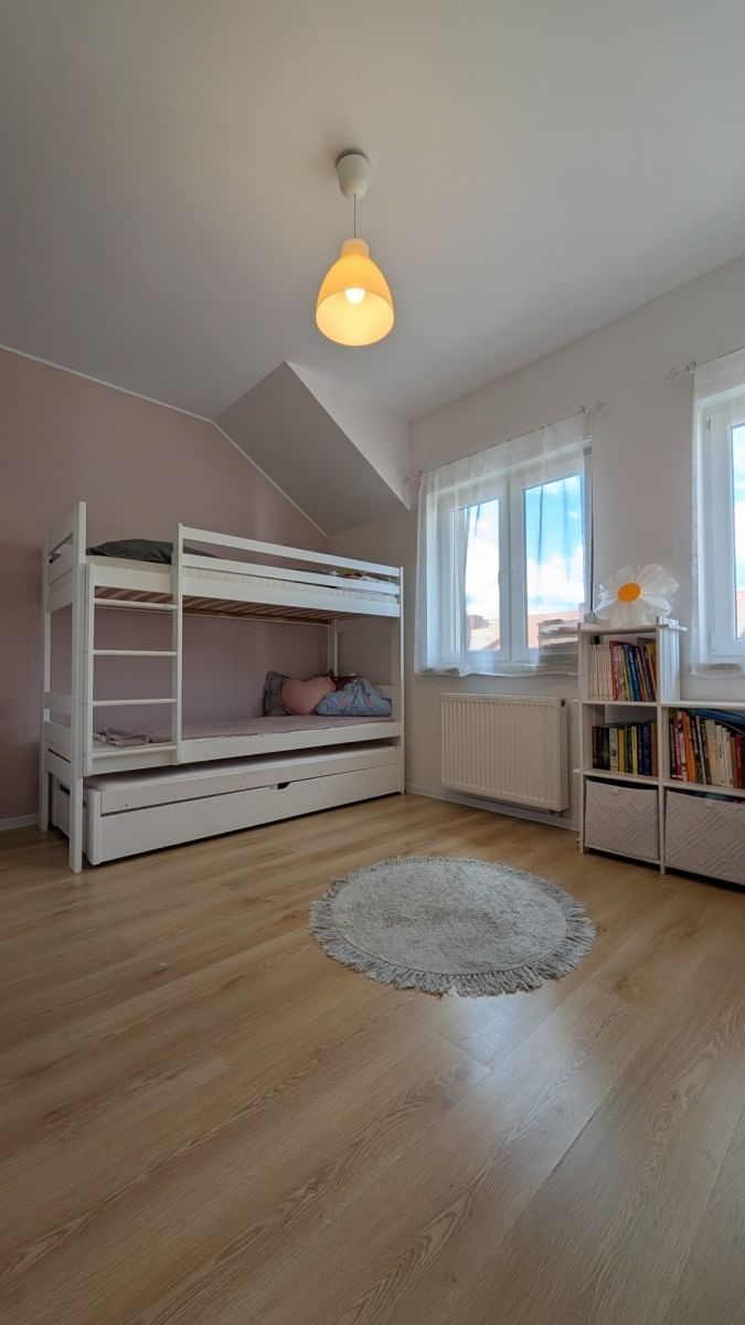 Mieszkanie 4 pokojowe na Sprzedaż