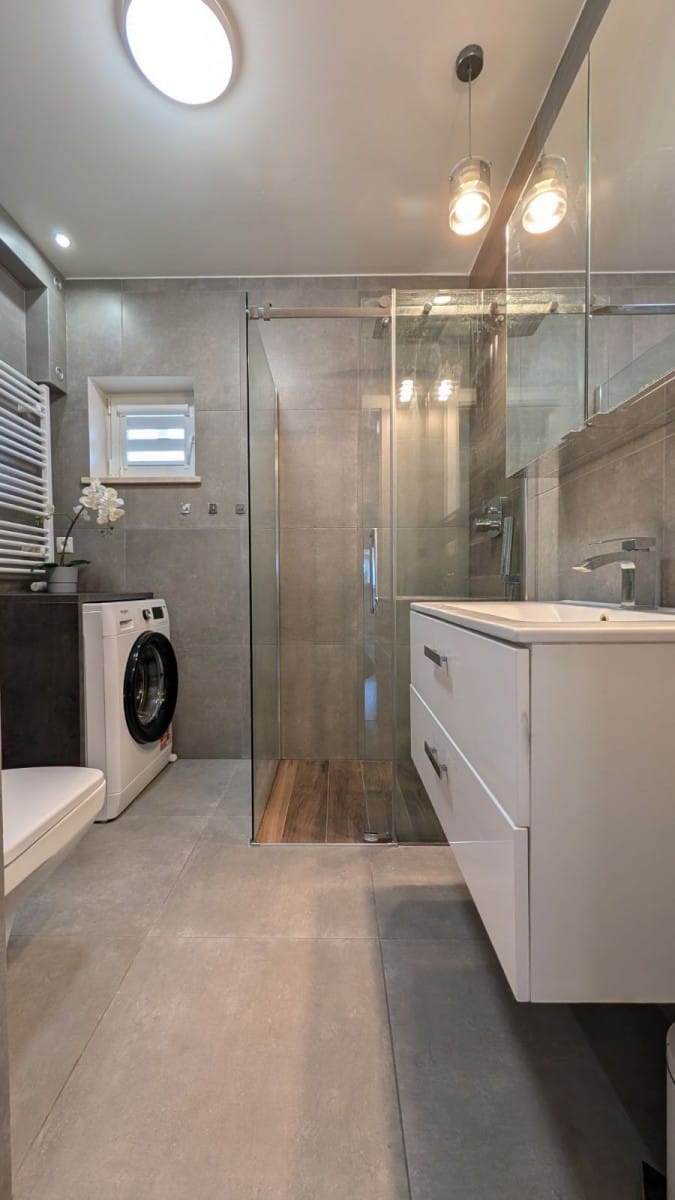 Mieszkanie 4 pokojowe na Sprzedaż