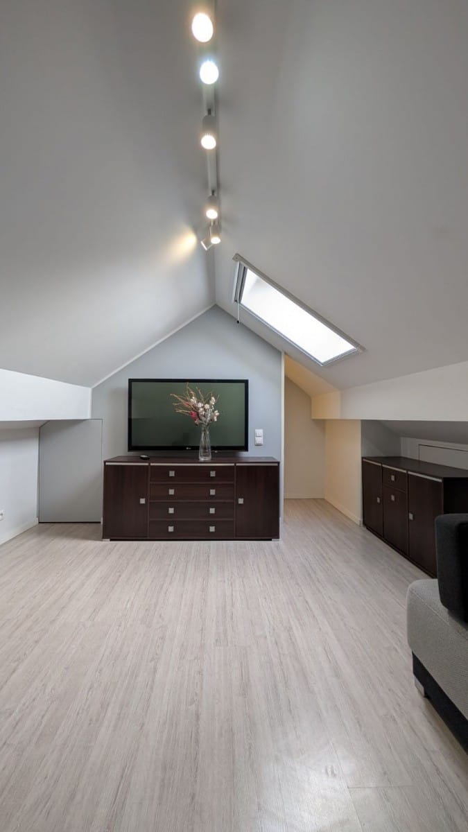 Mieszkanie 4 pokojowe na Sprzedaż