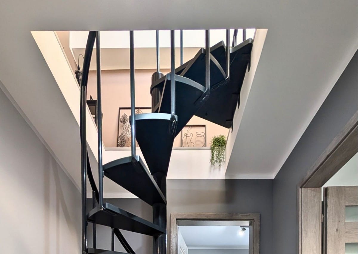 Mieszkanie 4 pokojowe na Sprzedaż