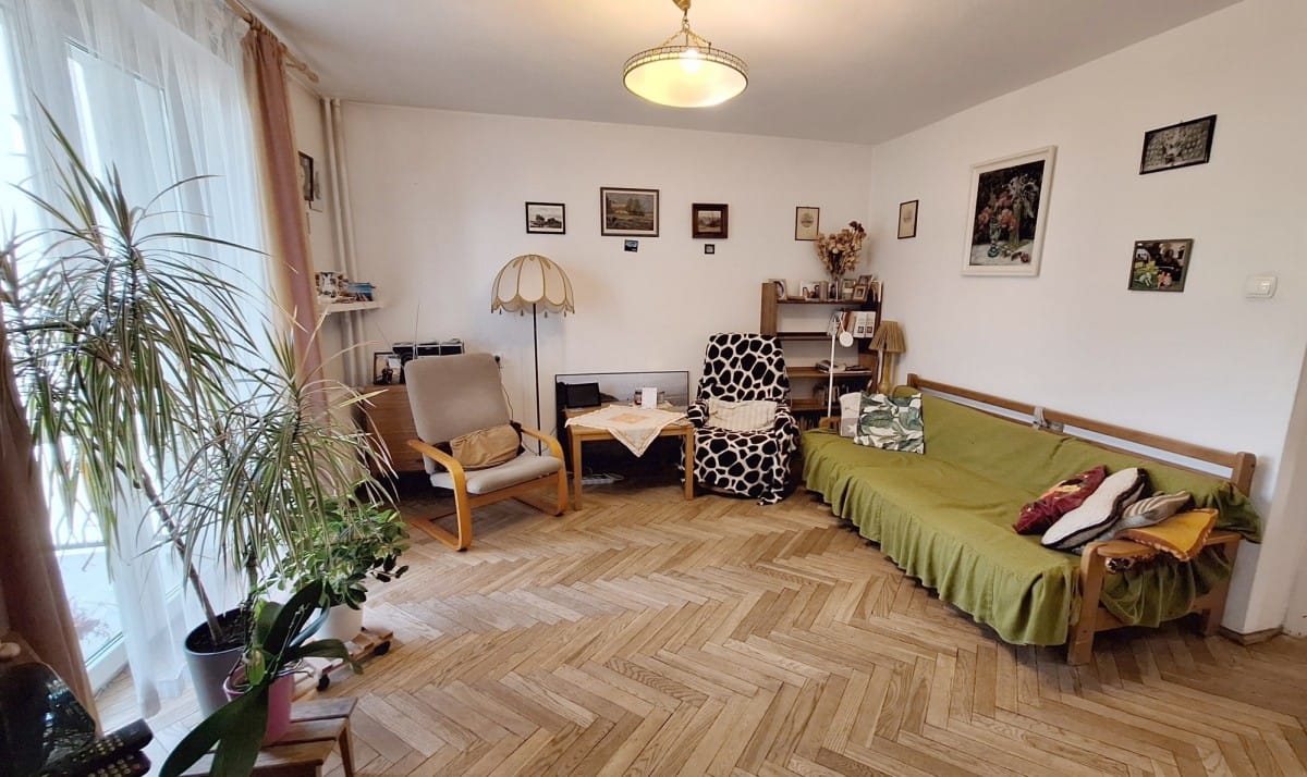 Mieszkanie 4 pokojowe na Sprzedaż