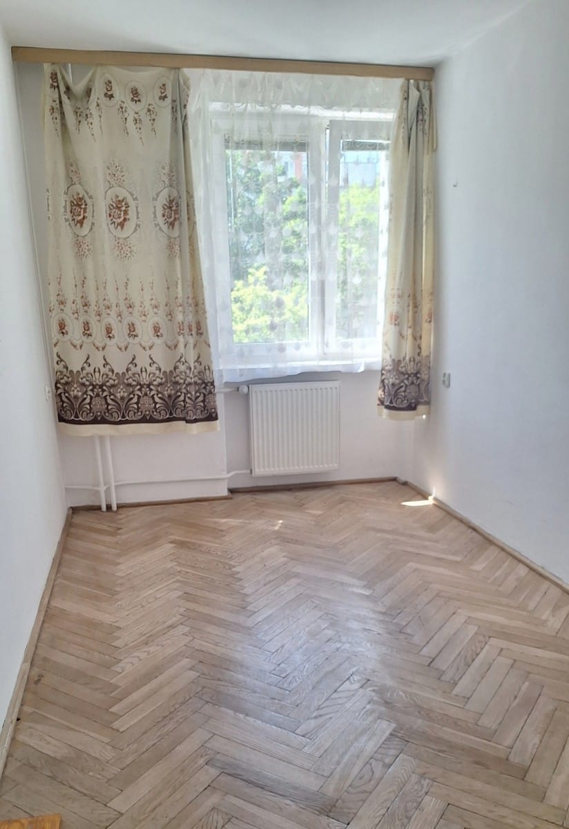 Mieszkanie 4 pokojowe na Sprzedaż