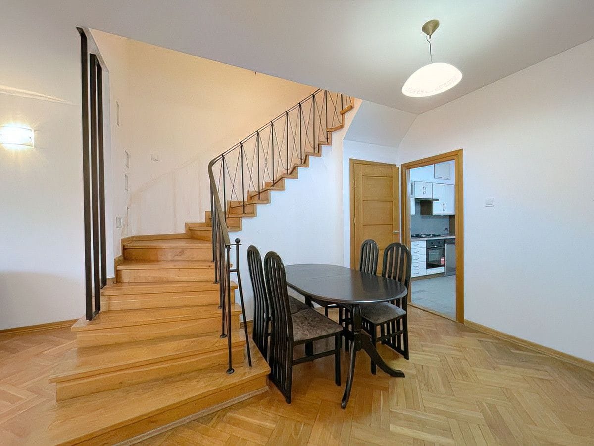 Dom 4 pokojowe na Wynajem