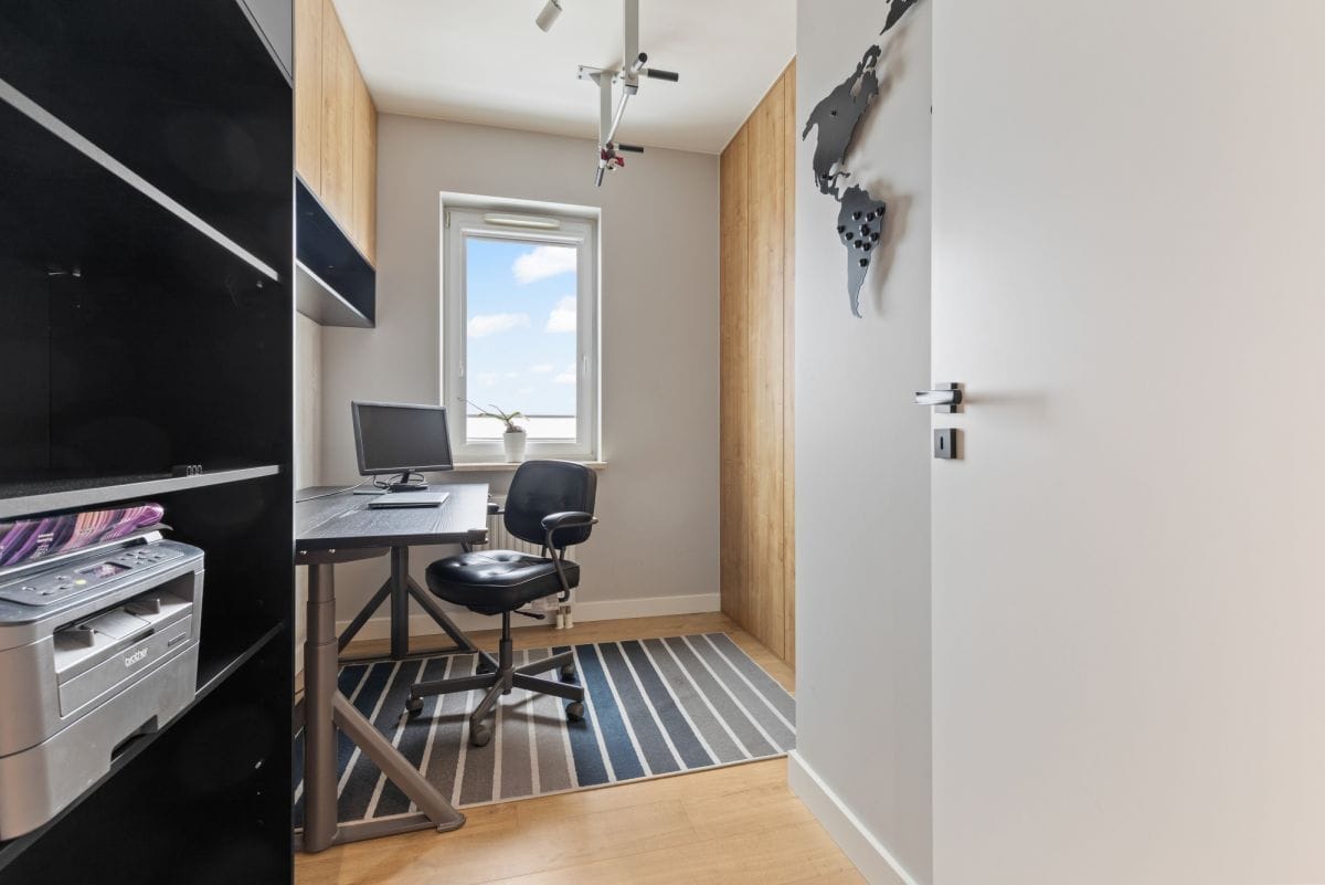 Mieszkanie 5 pokojowe na Sprzedaż