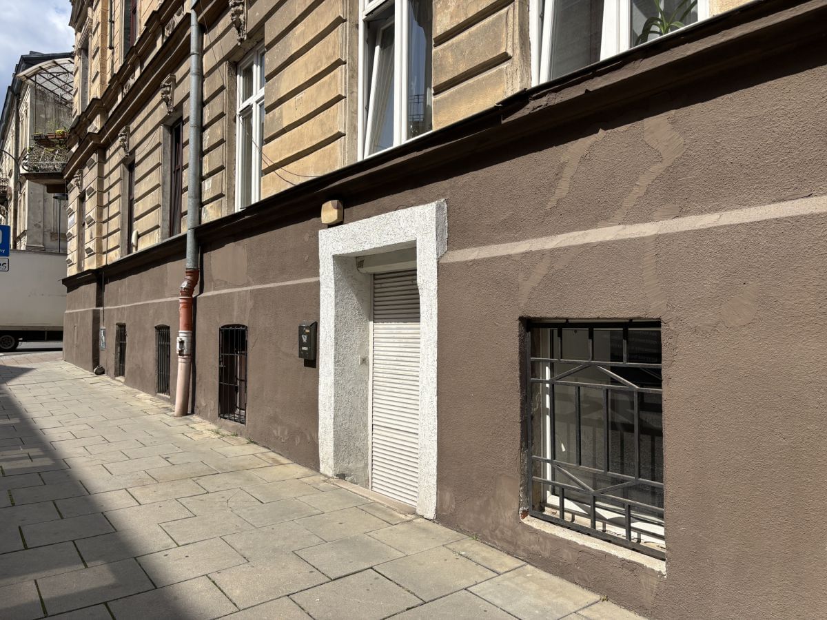 Lokal użytkowy  pokojowe na Sprzedaż