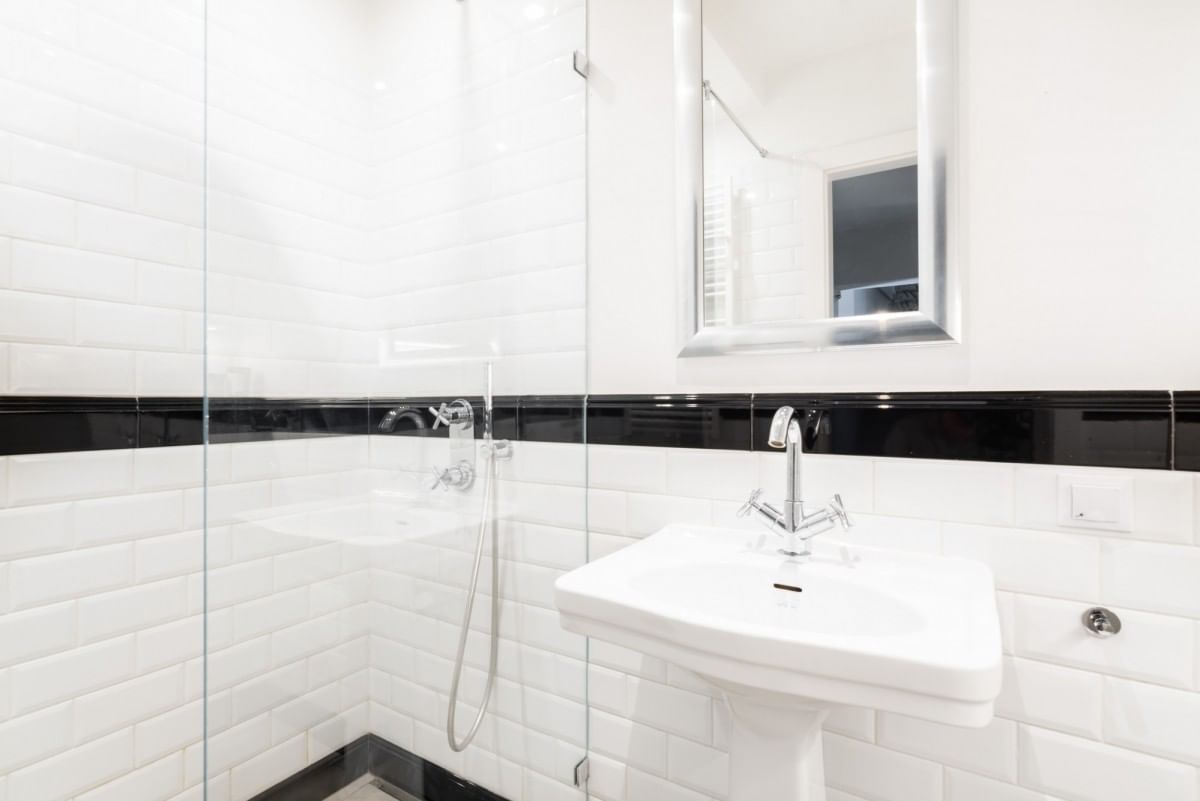 Dom 5 pokojowe na Sprzedaż