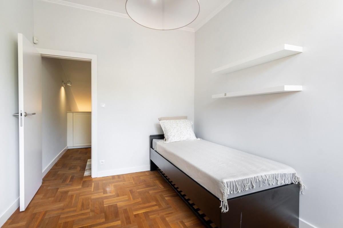 Dom 5 pokojowe na Sprzedaż