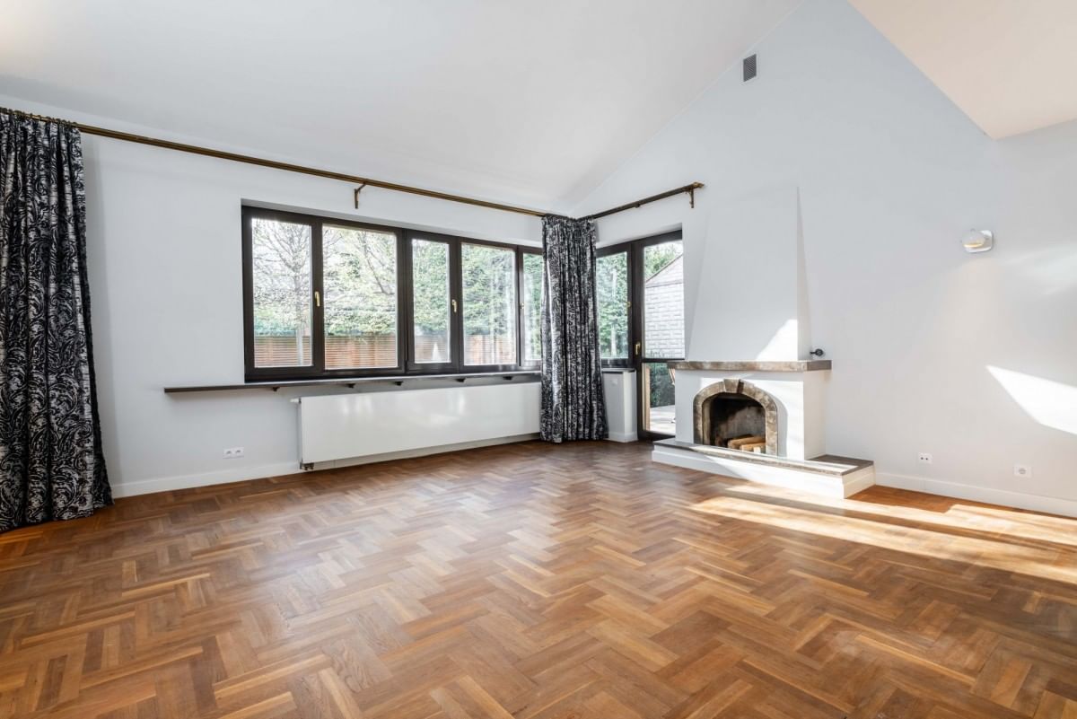 Dom 5 pokojowe na Sprzedaż