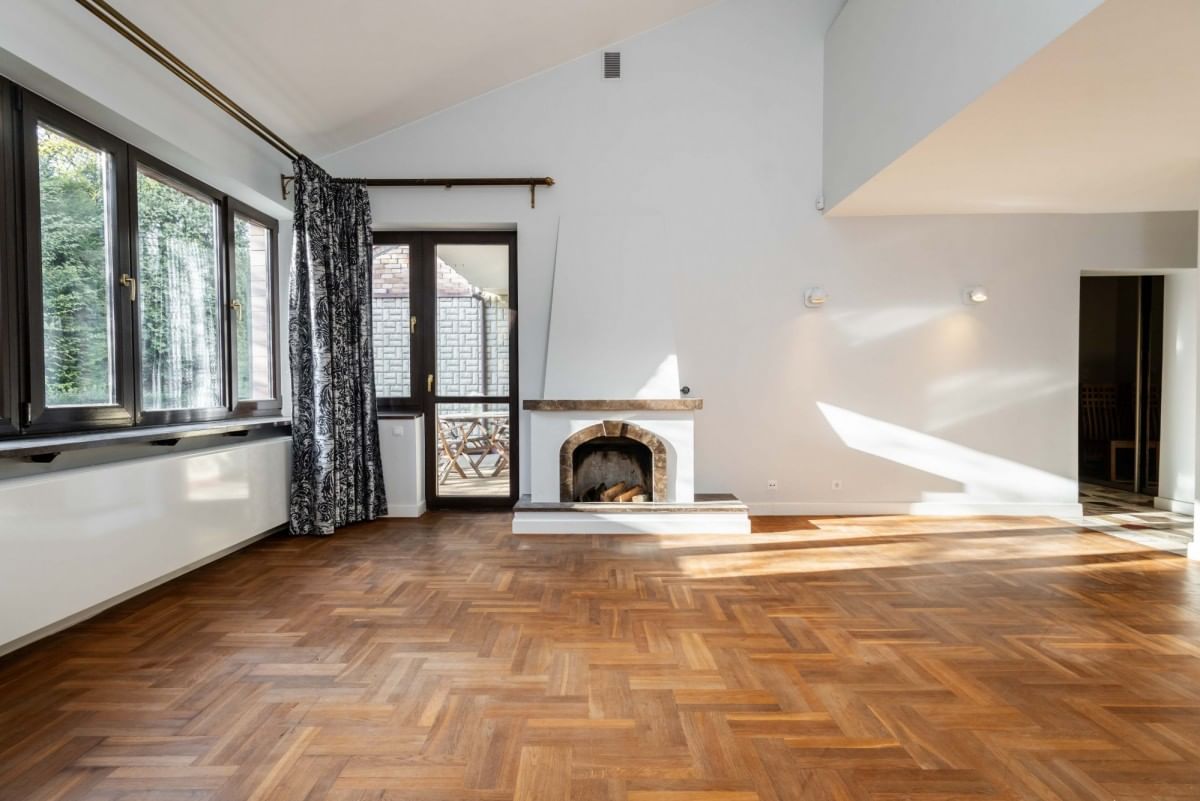 Dom 5 pokojowe na Sprzedaż