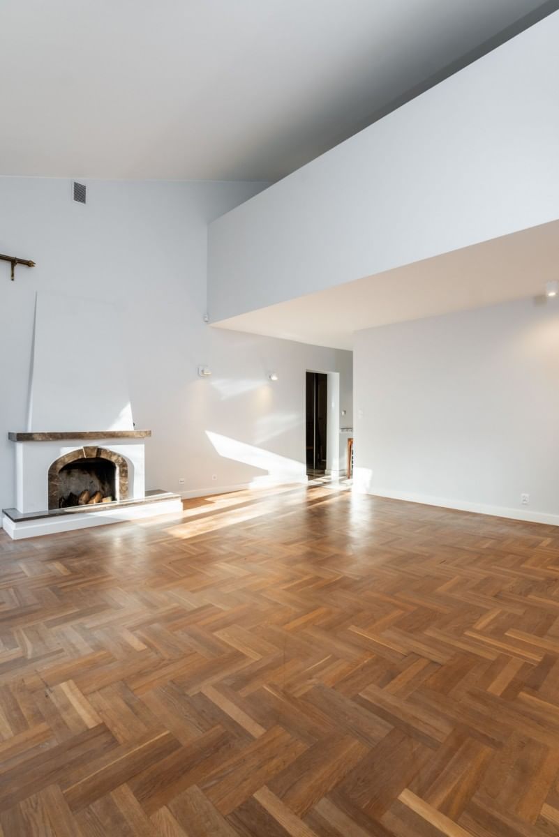 Dom 5 pokojowe na Sprzedaż