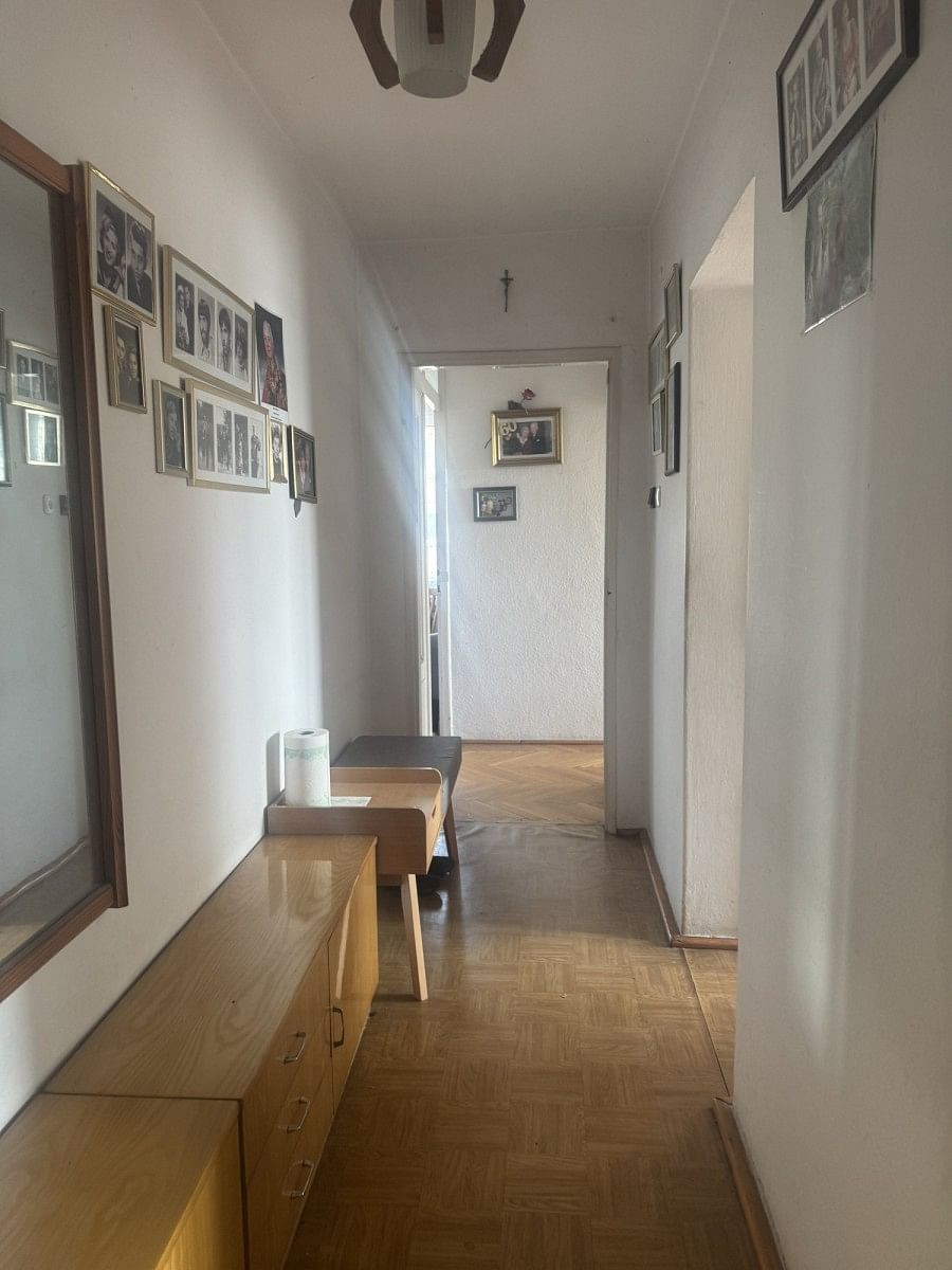 Mieszkanie 4 pokojowe na Sprzedaż