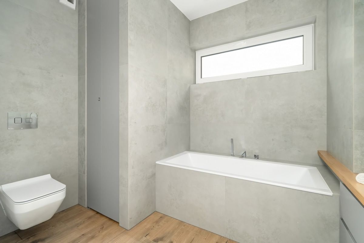 Dom 4 pokojowe na Sprzedaż