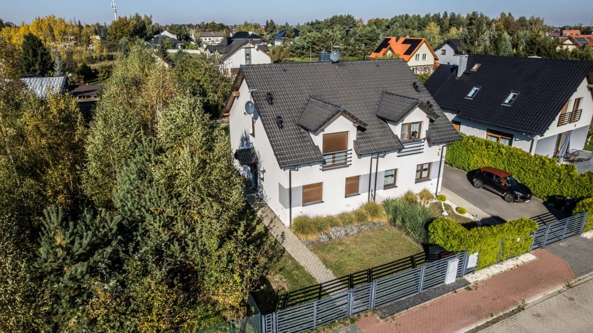 Dom 4 pokojowe na Sprzedaż