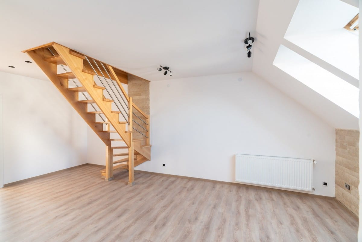 Mieszkanie 4 pokojowe na Sprzedaż