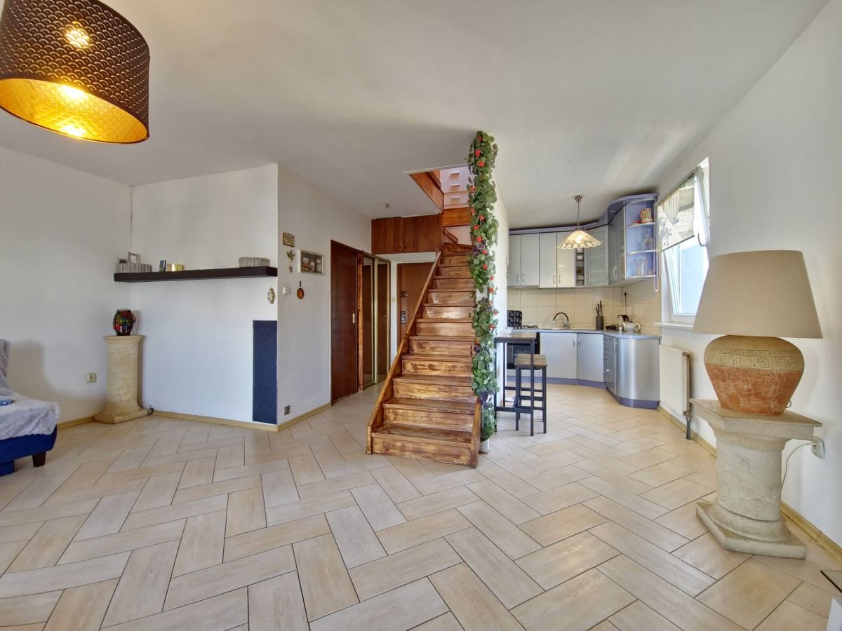 Mieszkanie 3 pokojowe na Sprzedaż