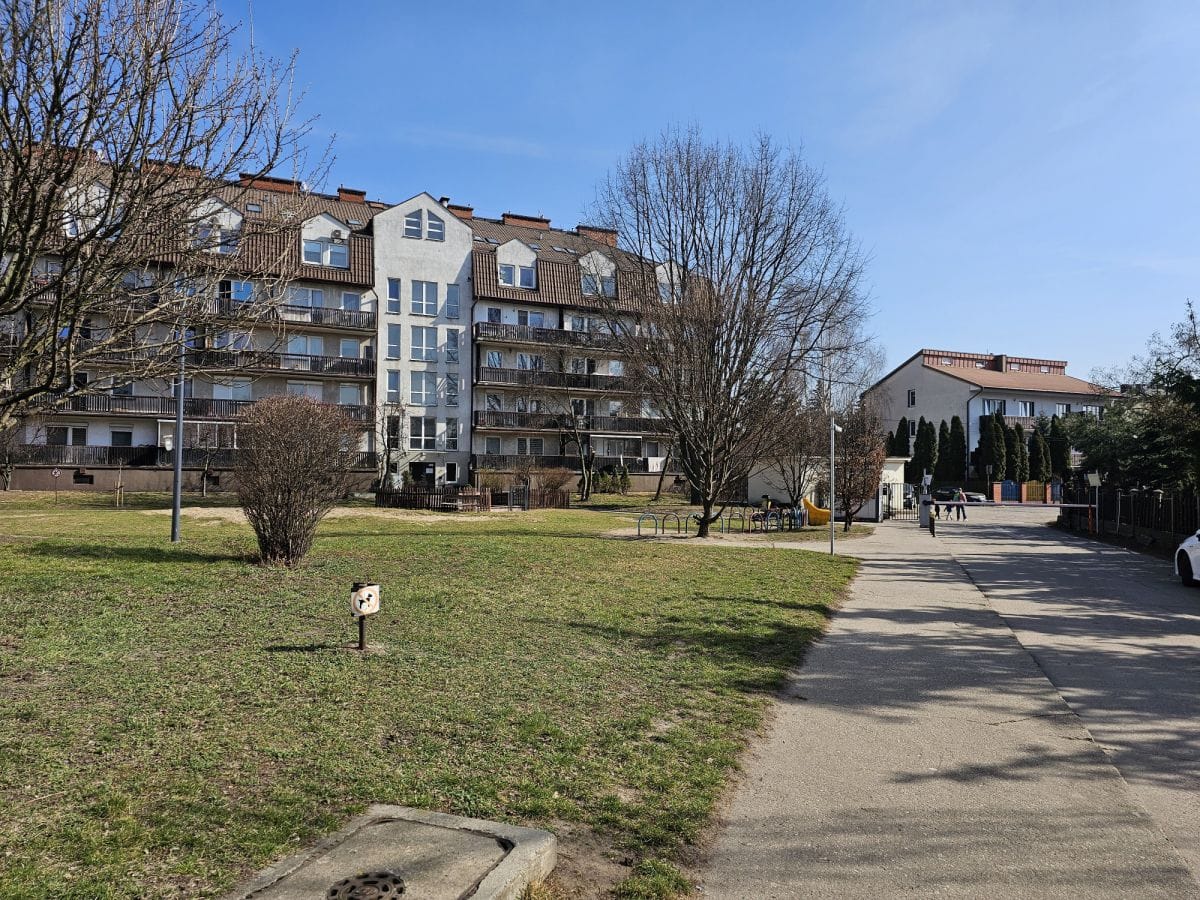 Mieszkanie 3 pokojowe na Sprzedaż