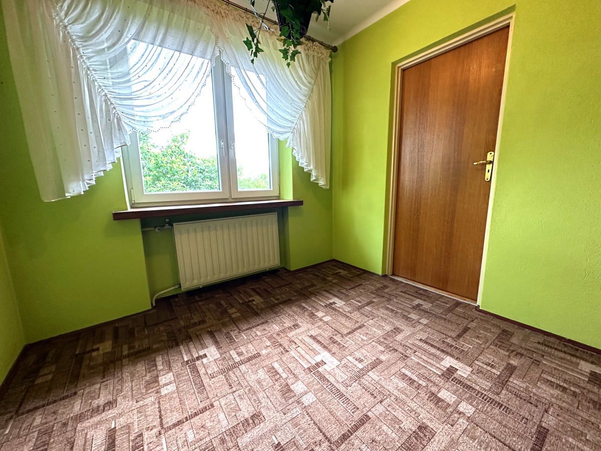 Dom 6 pokojowe na Sprzedaż