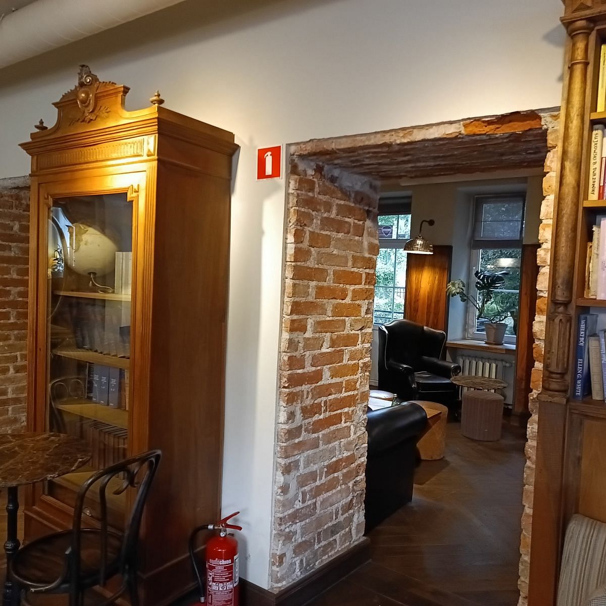 Lokal użytkowy  pokojowe na Sprzedaż
