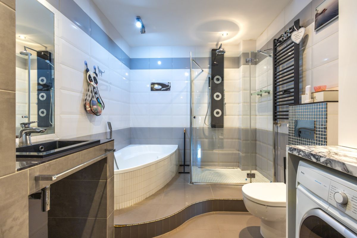 Mieszkanie 4 pokojowe na Sprzedaż