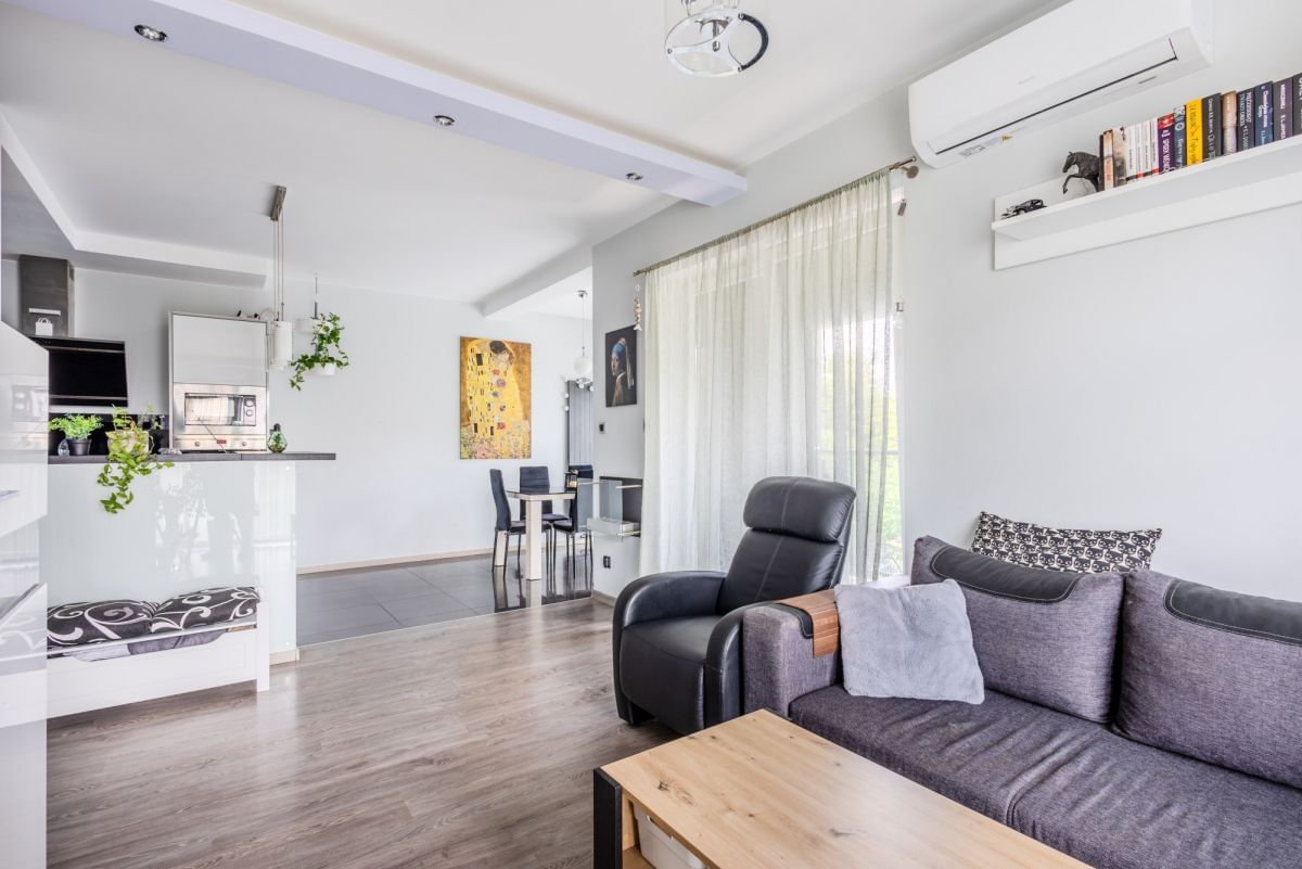 Mieszkanie 4 pokojowe na Sprzedaż