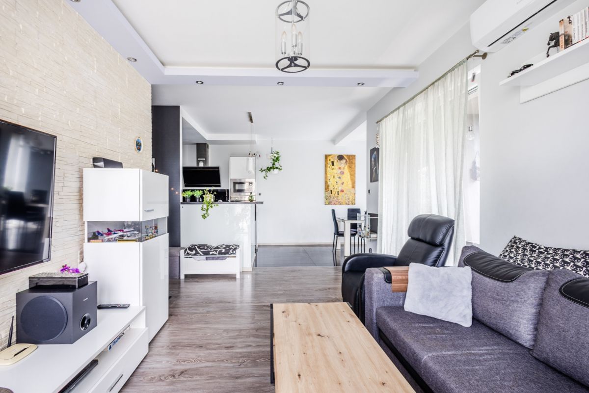 Mieszkanie 4 pokojowe na Sprzedaż