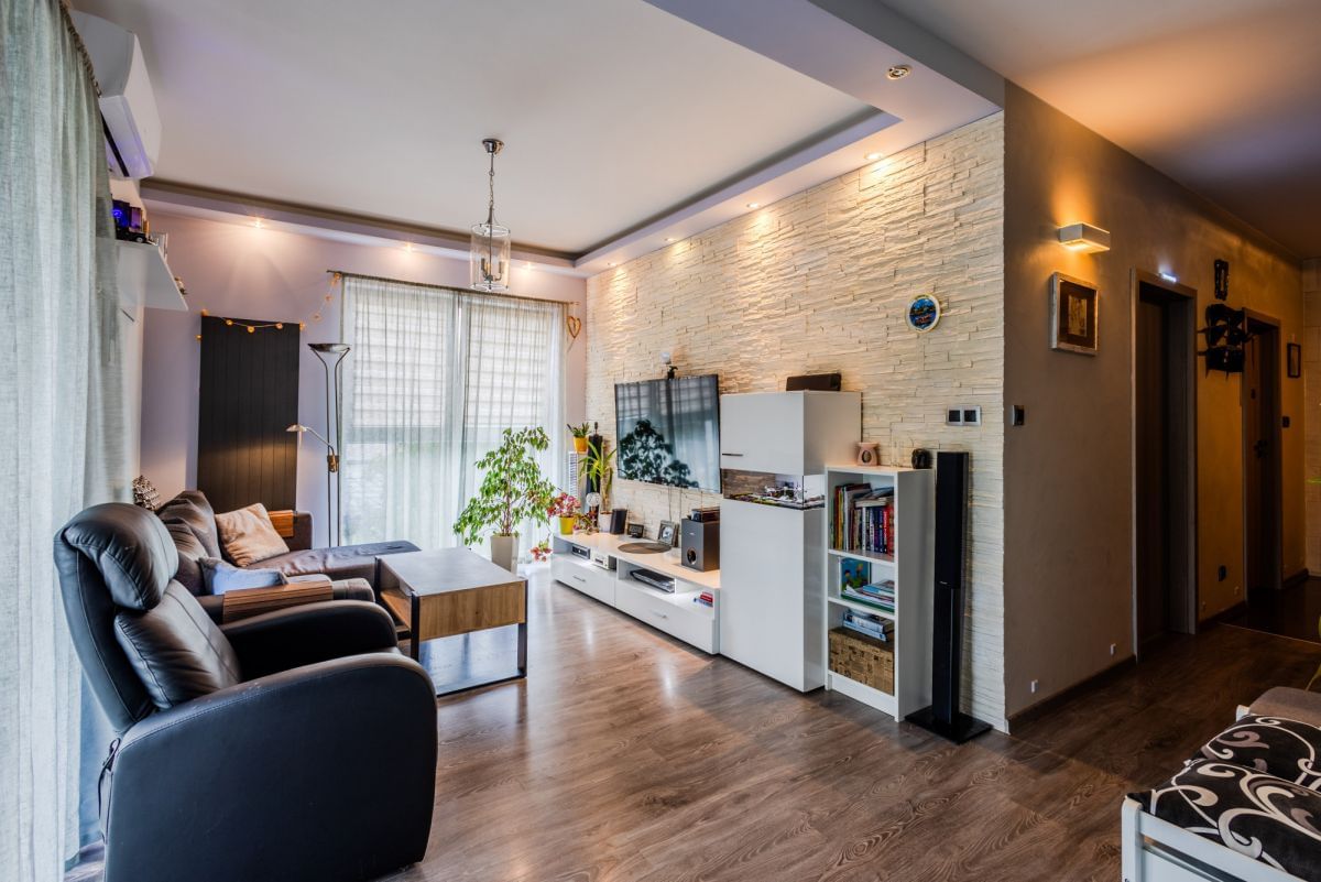 Mieszkanie 4 pokojowe na Sprzedaż