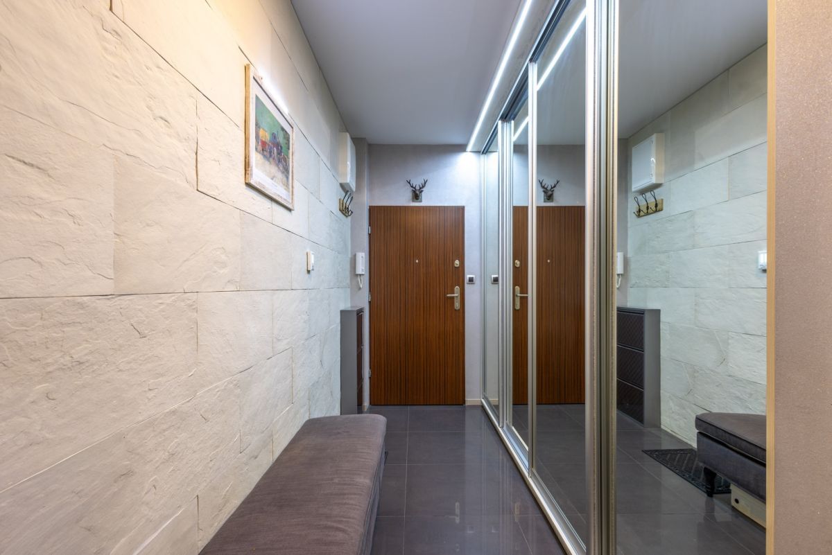 Mieszkanie 4 pokojowe na Sprzedaż