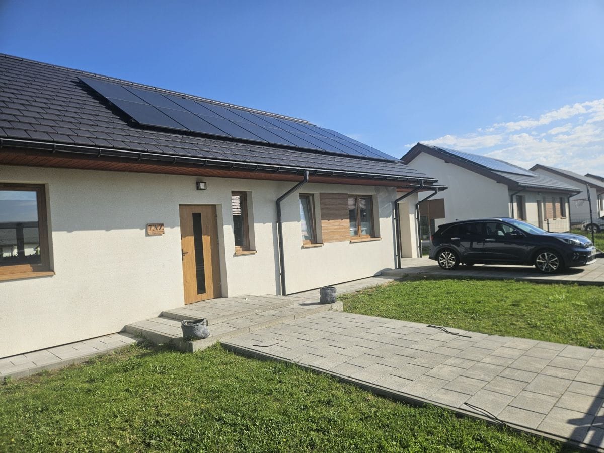 Dom 4 pokojowe na Sprzedaż