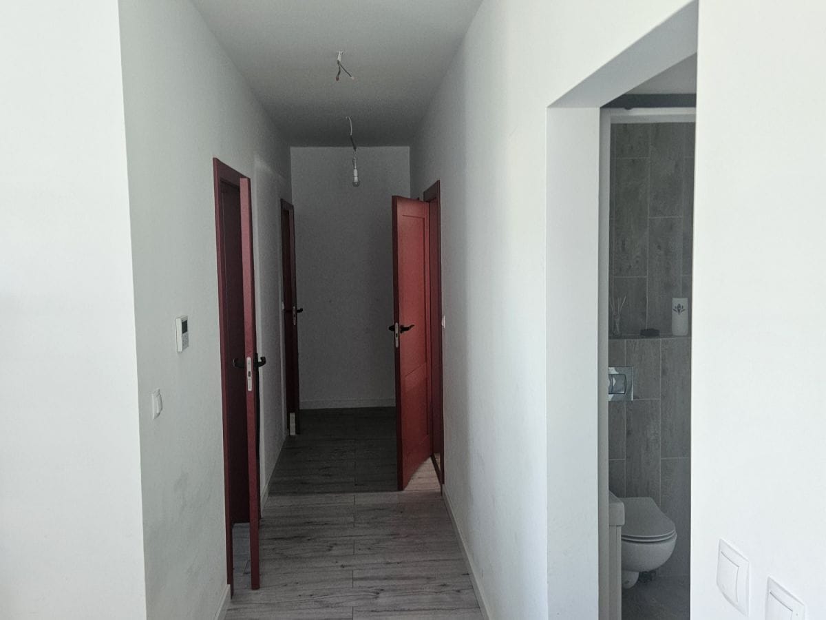 Dom 4 pokojowe na Sprzedaż