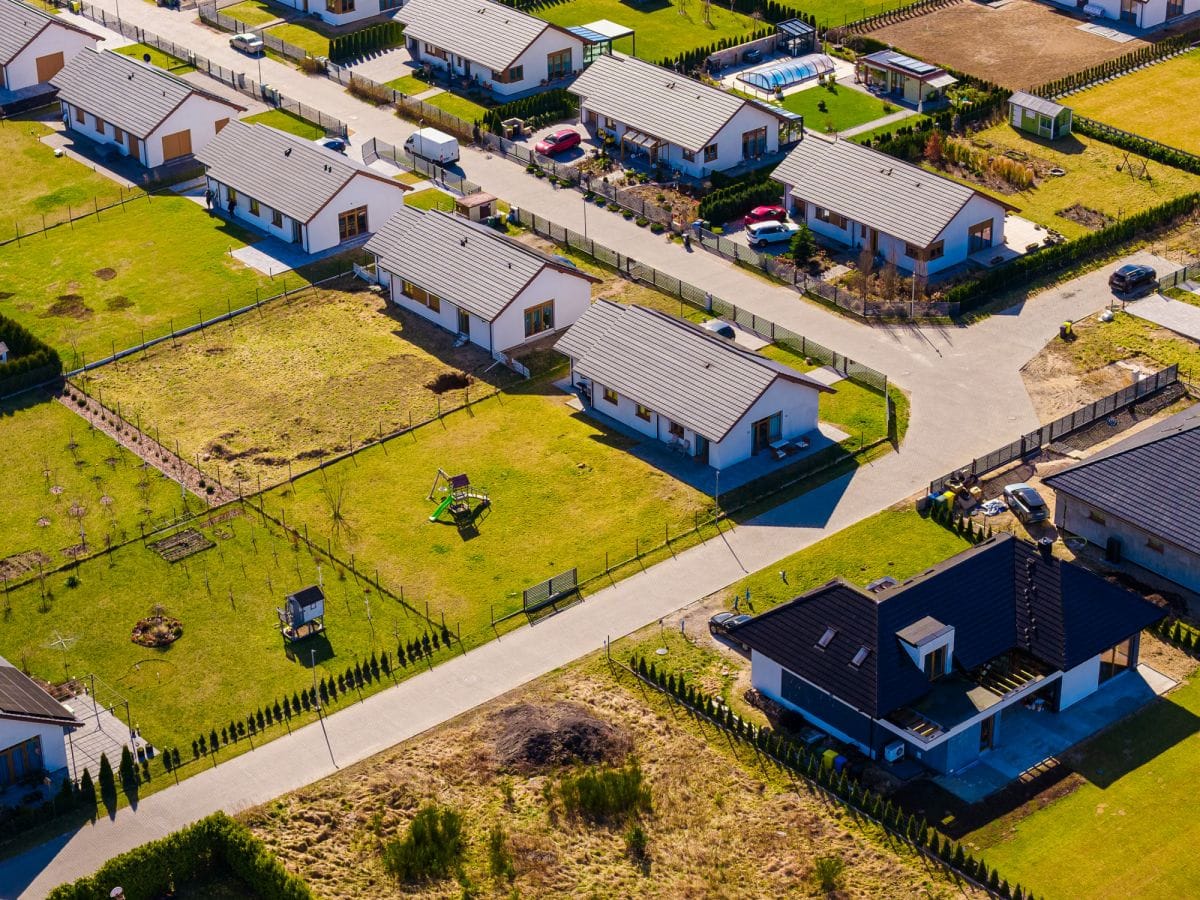 Dom 4 pokojowe na Sprzedaż