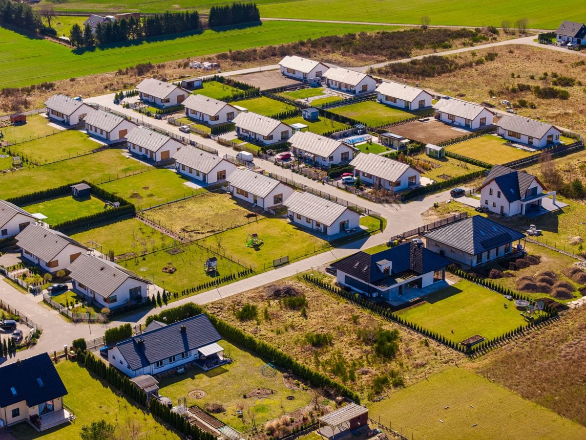 Dom 4 pokojowe na Sprzedaż