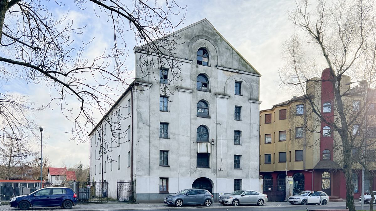 Lokal użytkowy  pokojowe na Sprzedaż