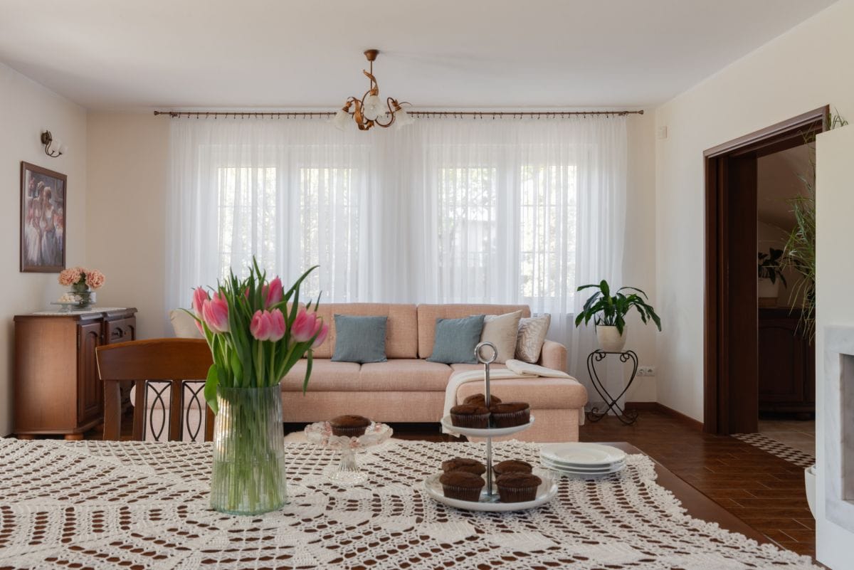 Dom 15 pokojowe na Sprzedaż