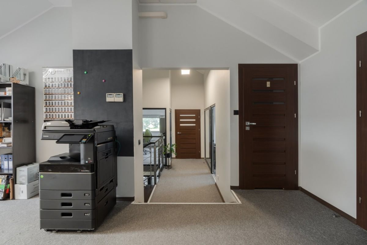 Lokal użytkowy  pokojowe na Wynajem