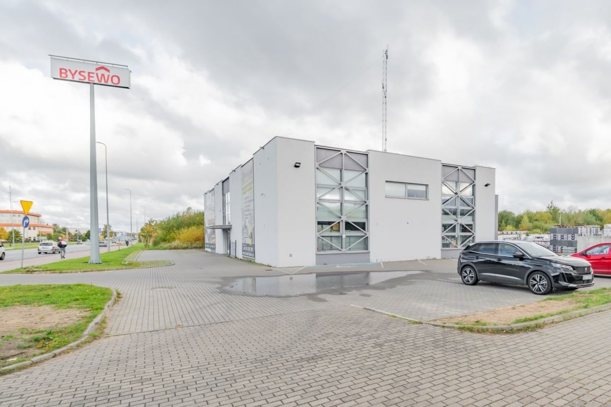 Lokal użytkowy  pokojowe na Sprzedaż