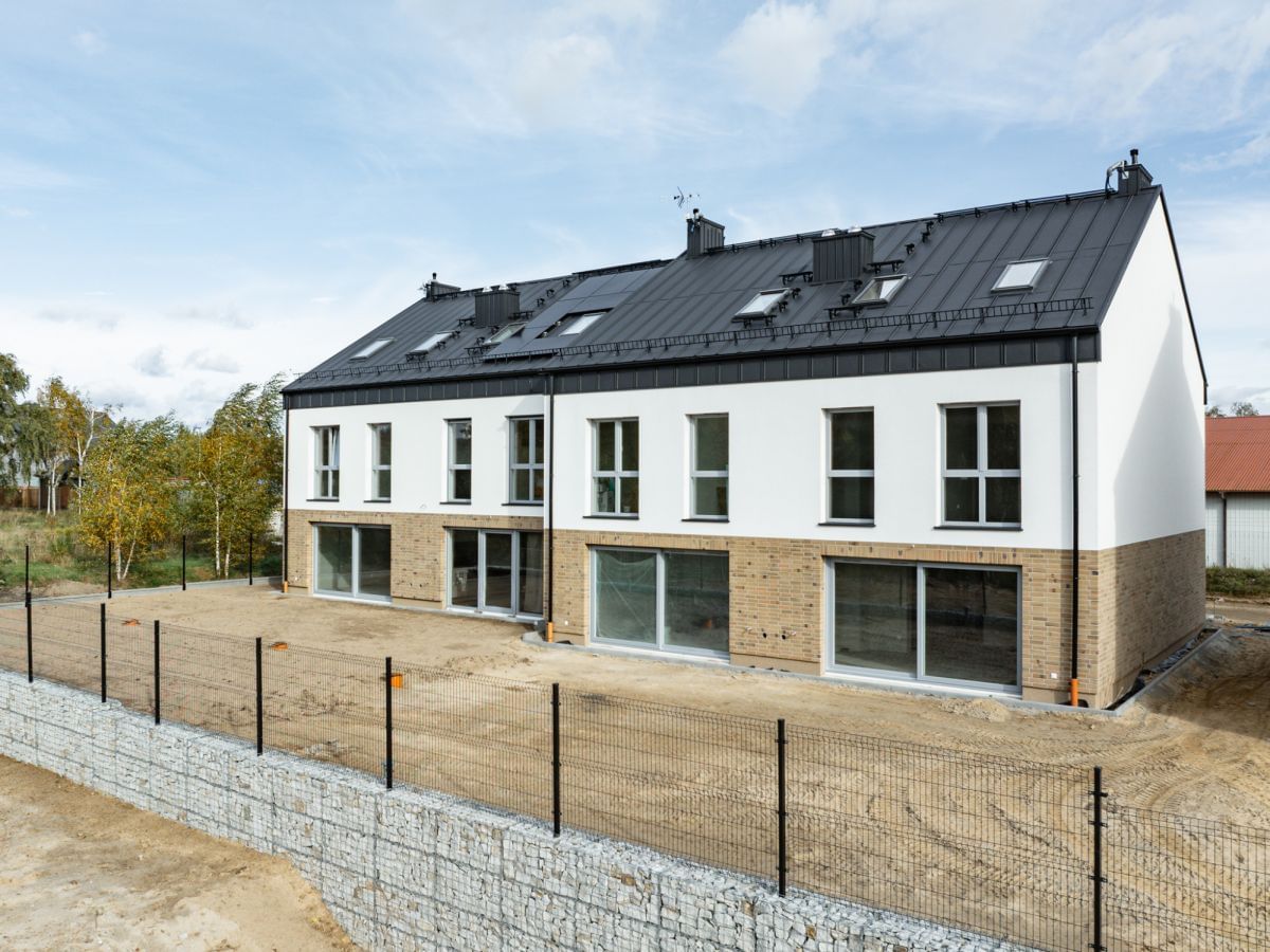 Dom 5 pokojowe na Sprzedaż