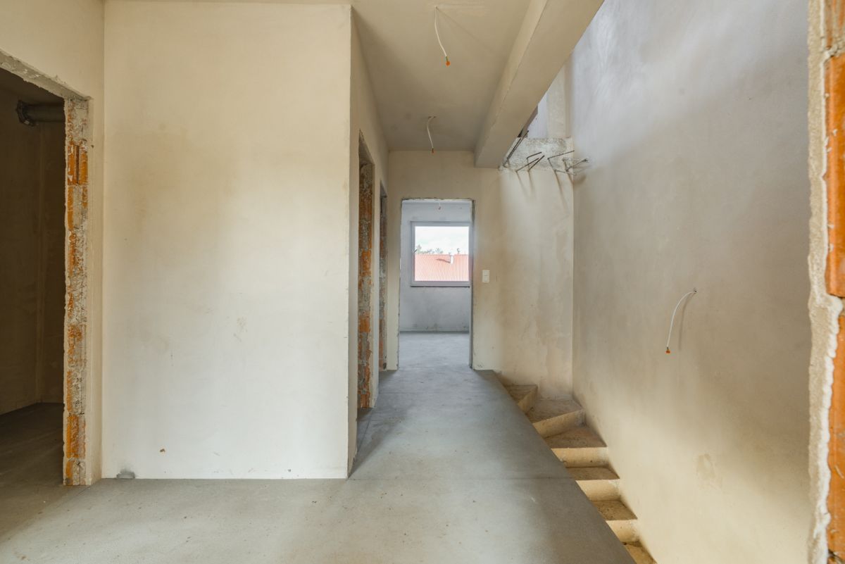 Dom 5 pokojowe na Sprzedaż