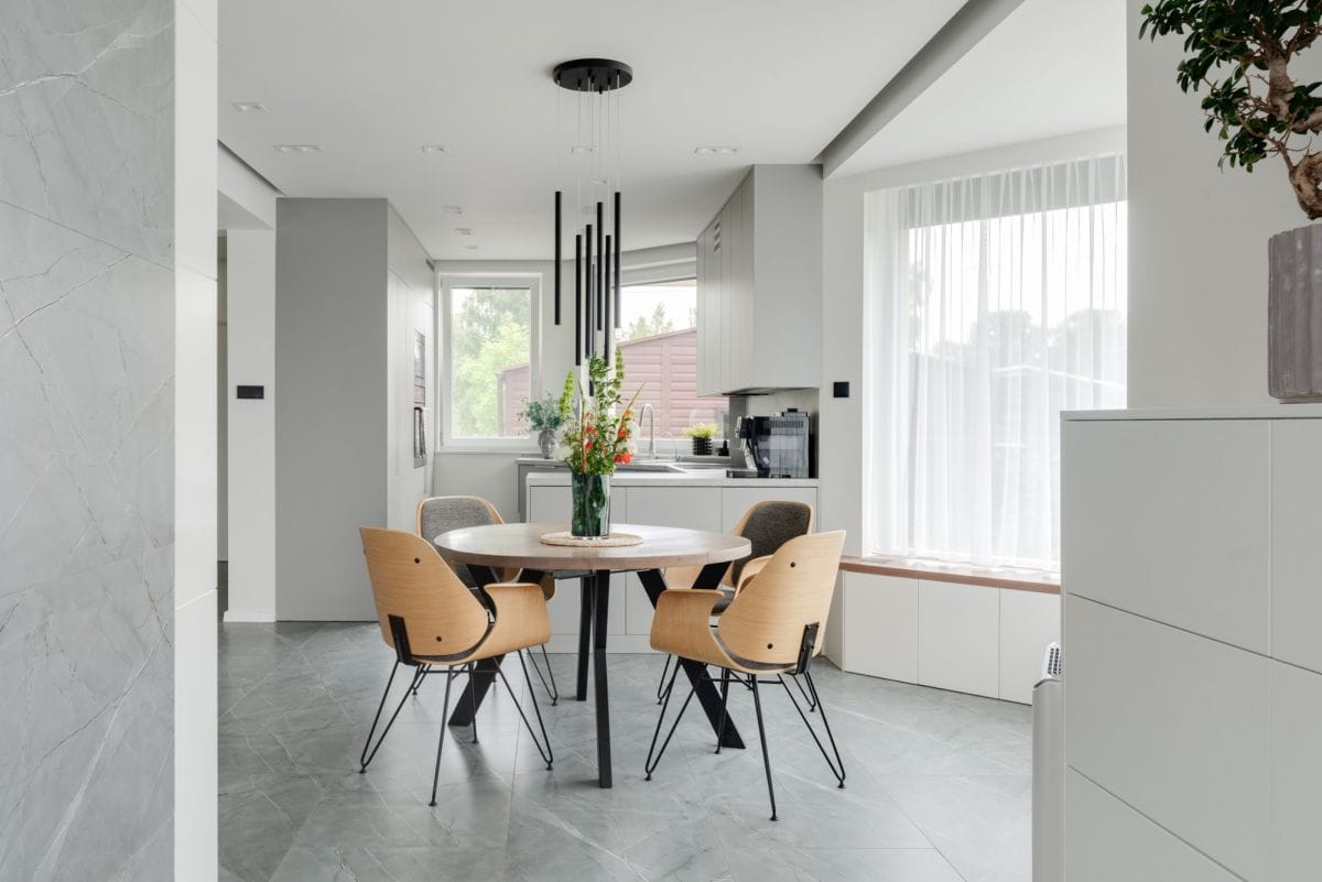 Dom 5 pokojowe na Sprzedaż