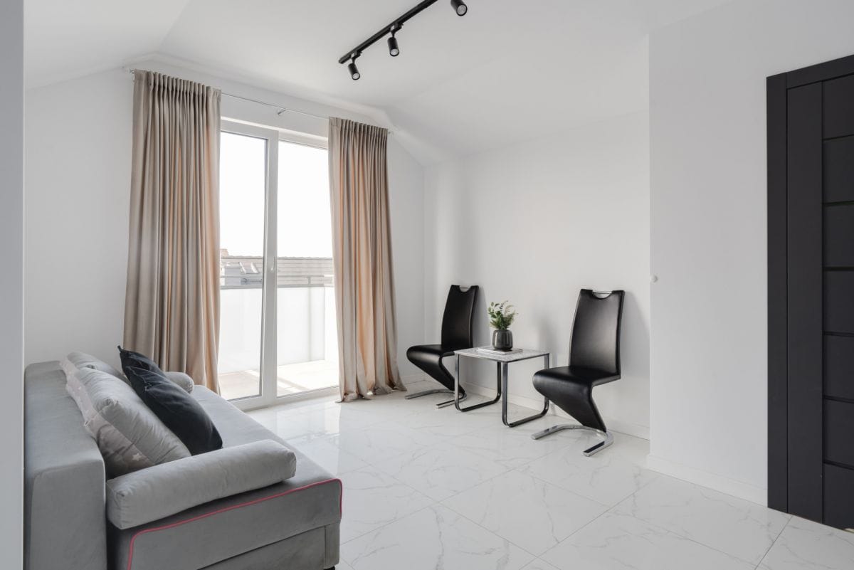 Mieszkanie 4 pokojowe na Sprzedaż