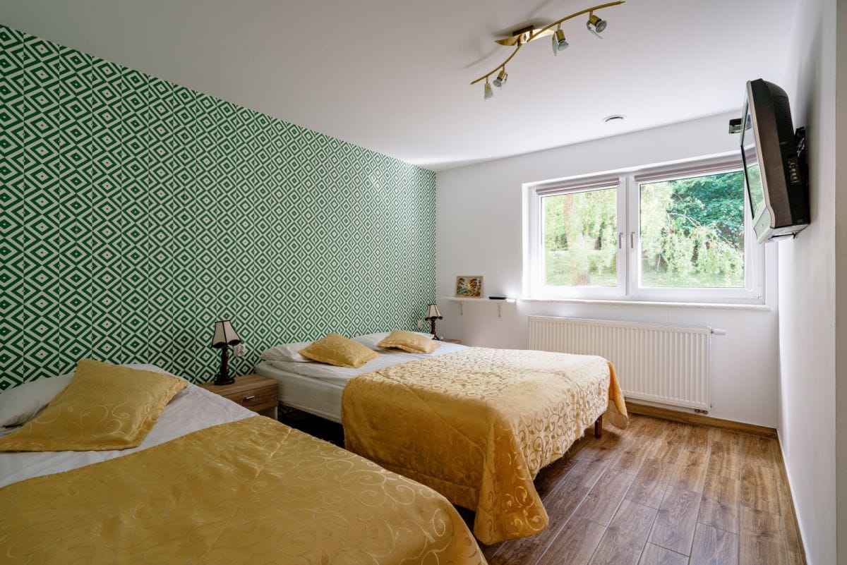 Dom 12 pokojowe na Sprzedaż