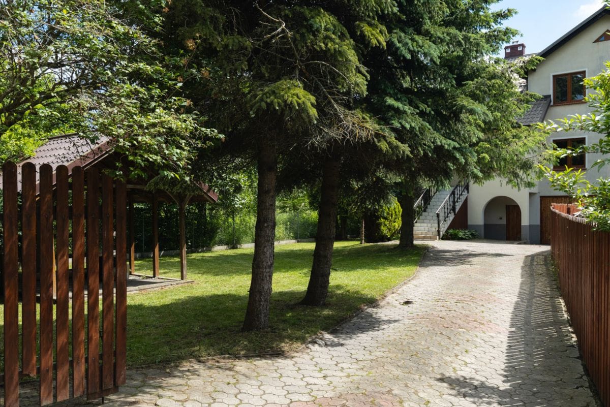 Dom 4 pokojowe na Sprzedaż