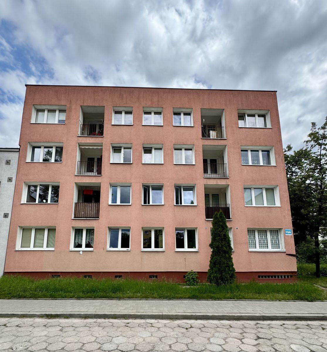 Mieszkanie 3 pokojowe na Sprzedaż