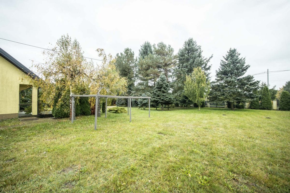 Dom 5 pokojowe na Sprzedaż