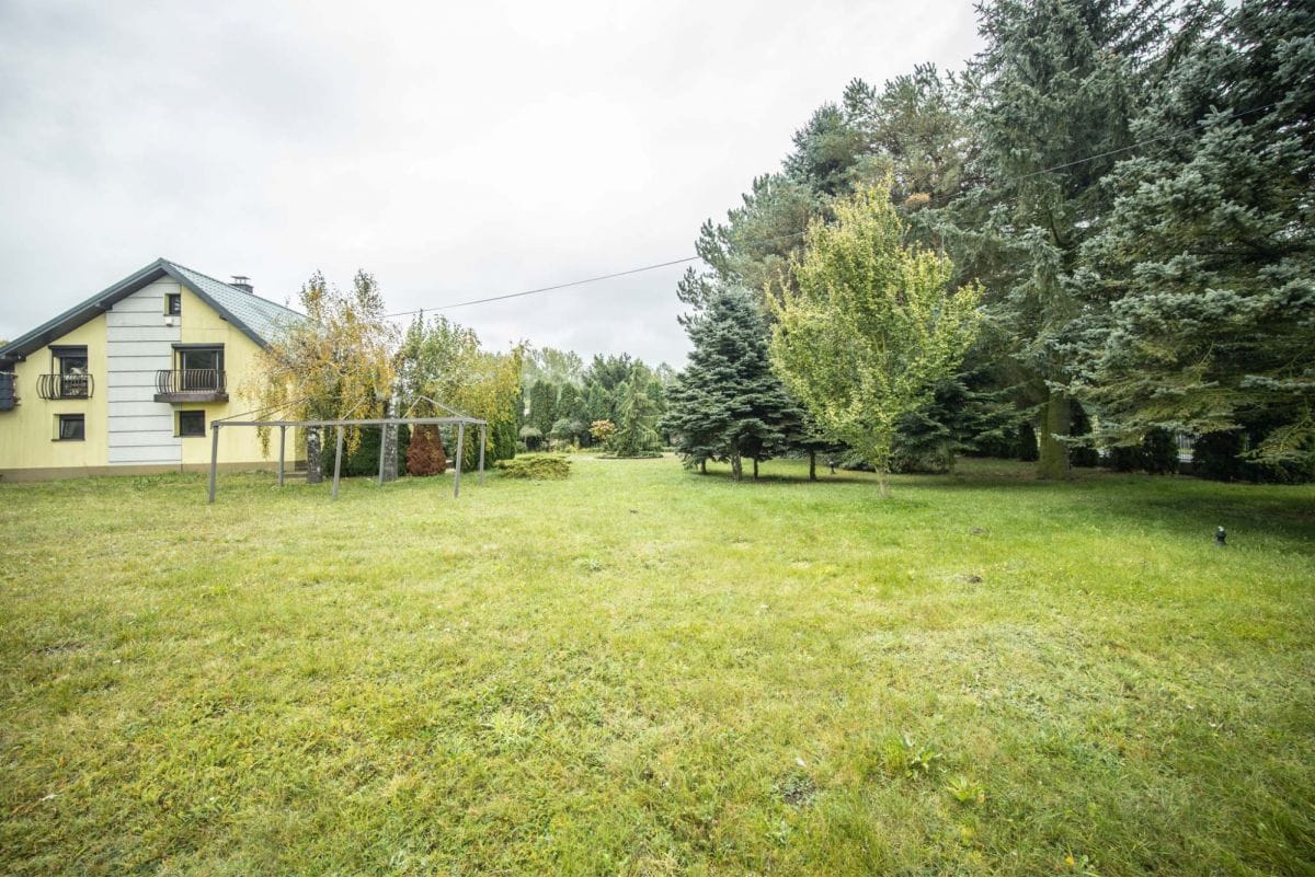 Dom 5 pokojowe na Sprzedaż