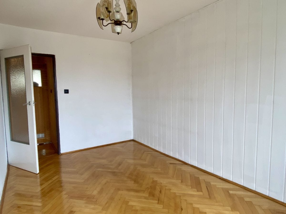 Dom 6 pokojowe na Sprzedaż