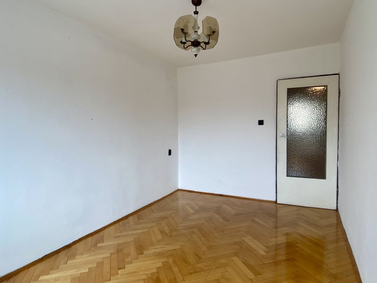 Dom 6 pokojowe na Sprzedaż