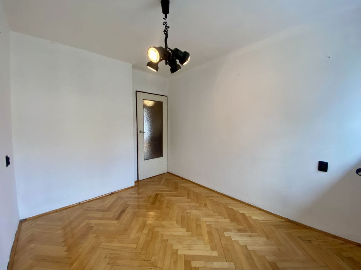 Dom 6 pokojowe na Sprzedaż