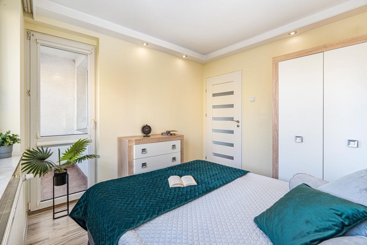 Mieszkanie 4 pokojowe na Sprzedaż