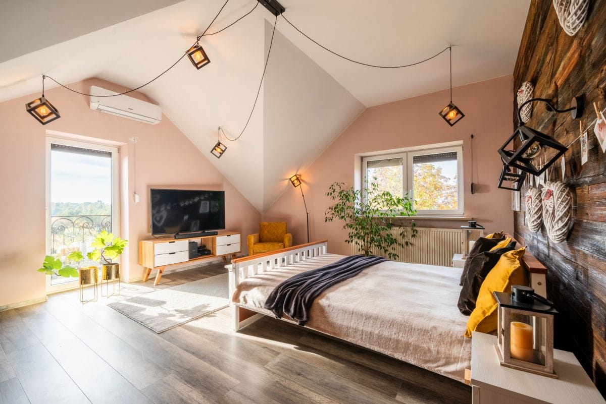 Dom 6 pokojowe na Sprzedaż