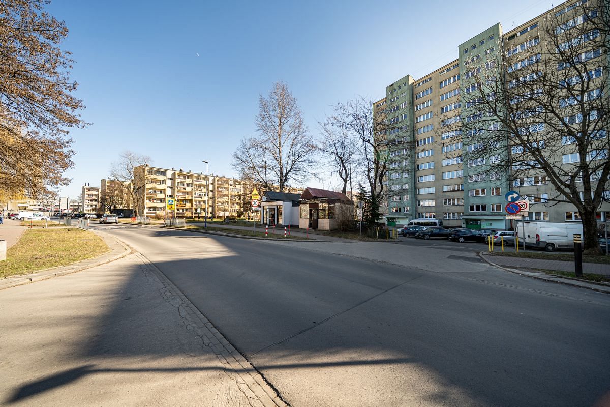 Lokal użytkowy  pokojowe na Sprzedaż